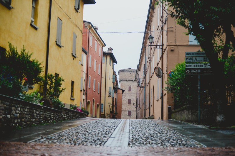 Castelvetro Photo L&V Photography © www.civico30.net