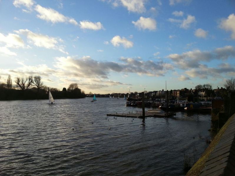 Il lungofiume di Hammersmith